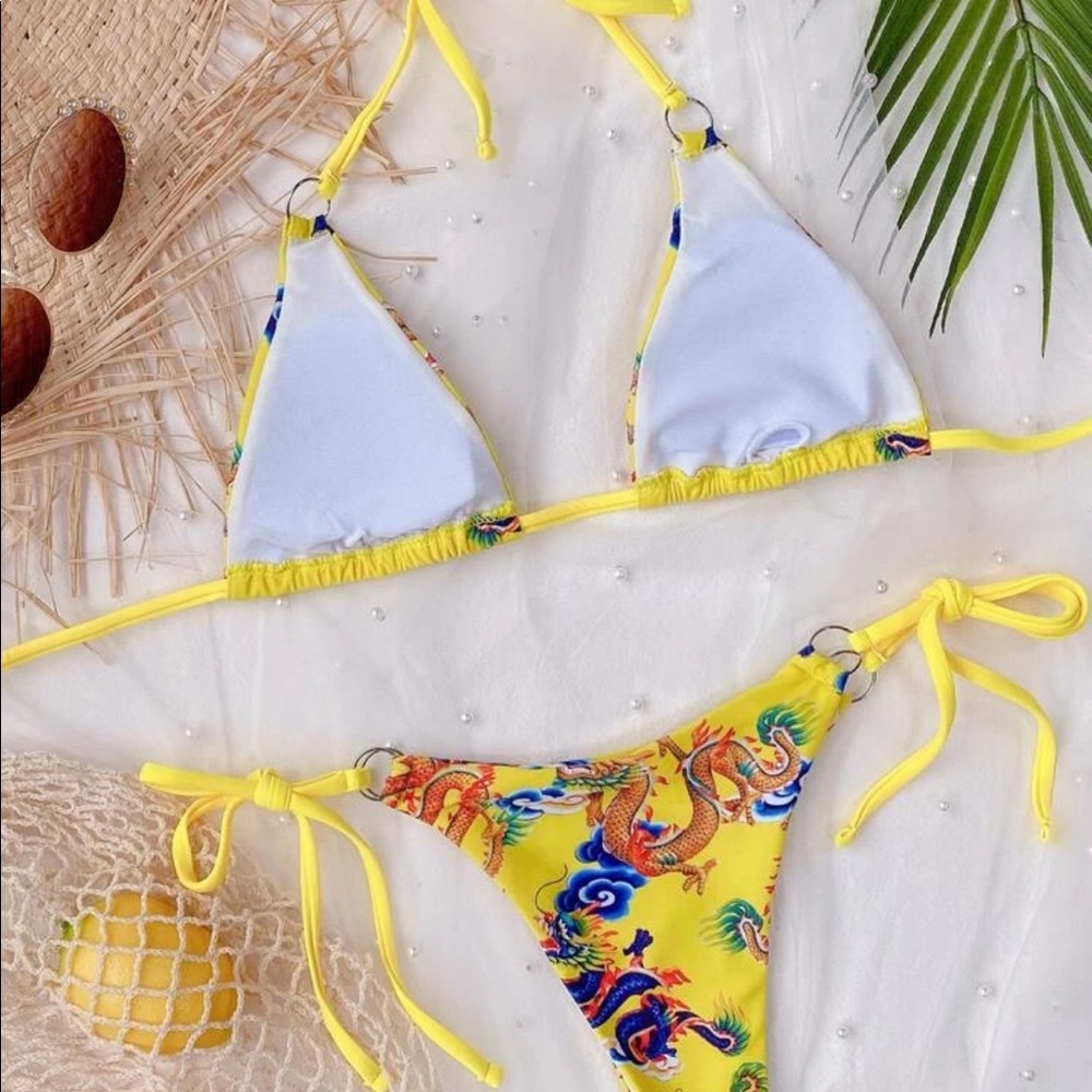 Yellow printed bikini size medium - Picture 4 of 5